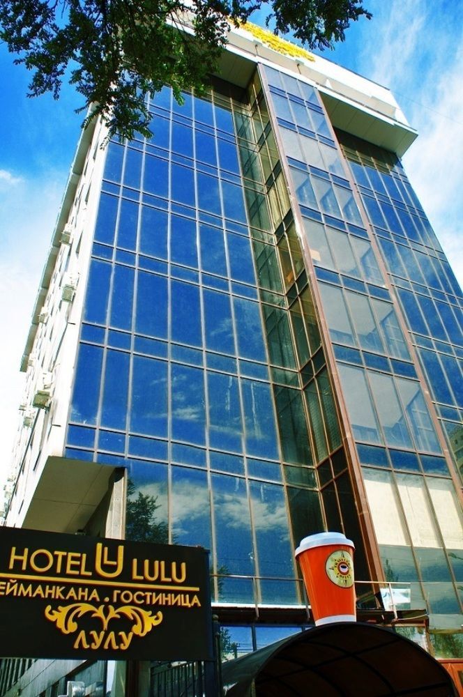 Hotel Lulu Bishkek Esterno foto
